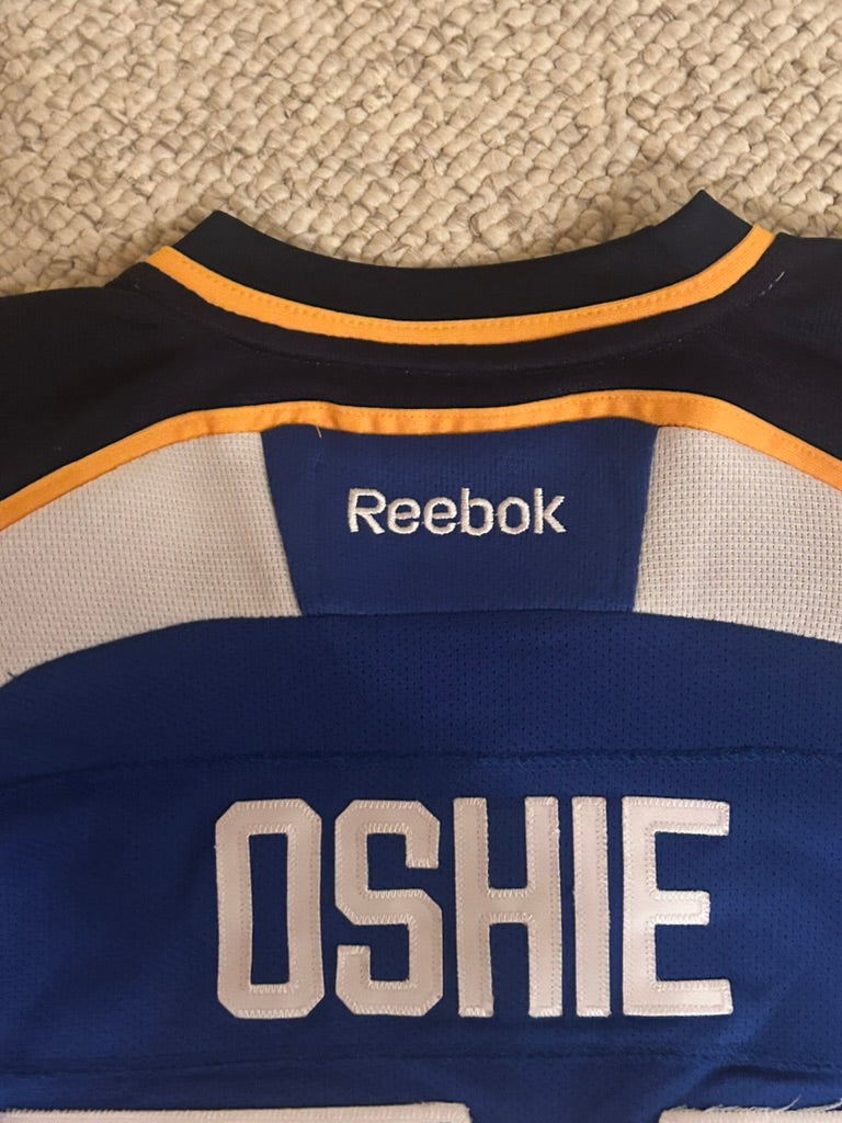 St. Louis Blues Reebok TJ Oshie Youth L/XL NHL Hockey Jersey Blue Authentic
