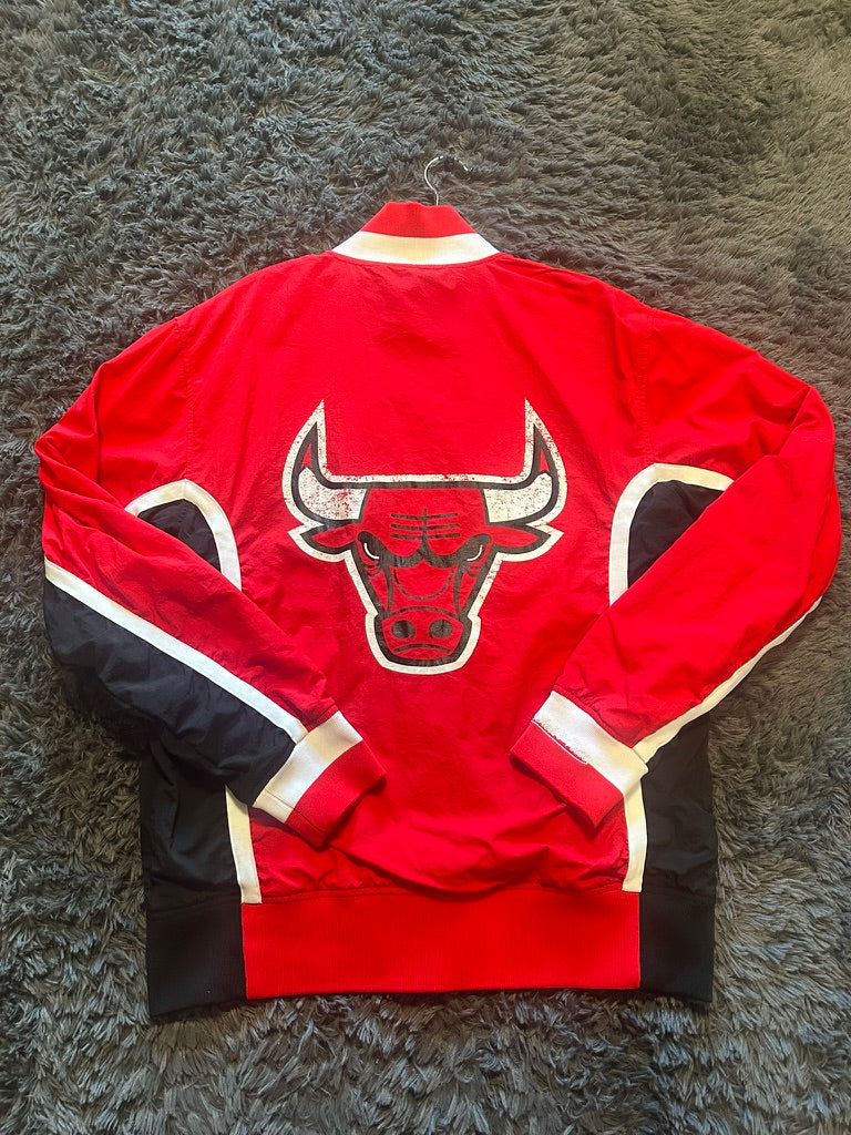 NBA 1992-93 Chicago Bulls Mens Sz M Warm Up Jacket Mitchell & Ness Authentic Red