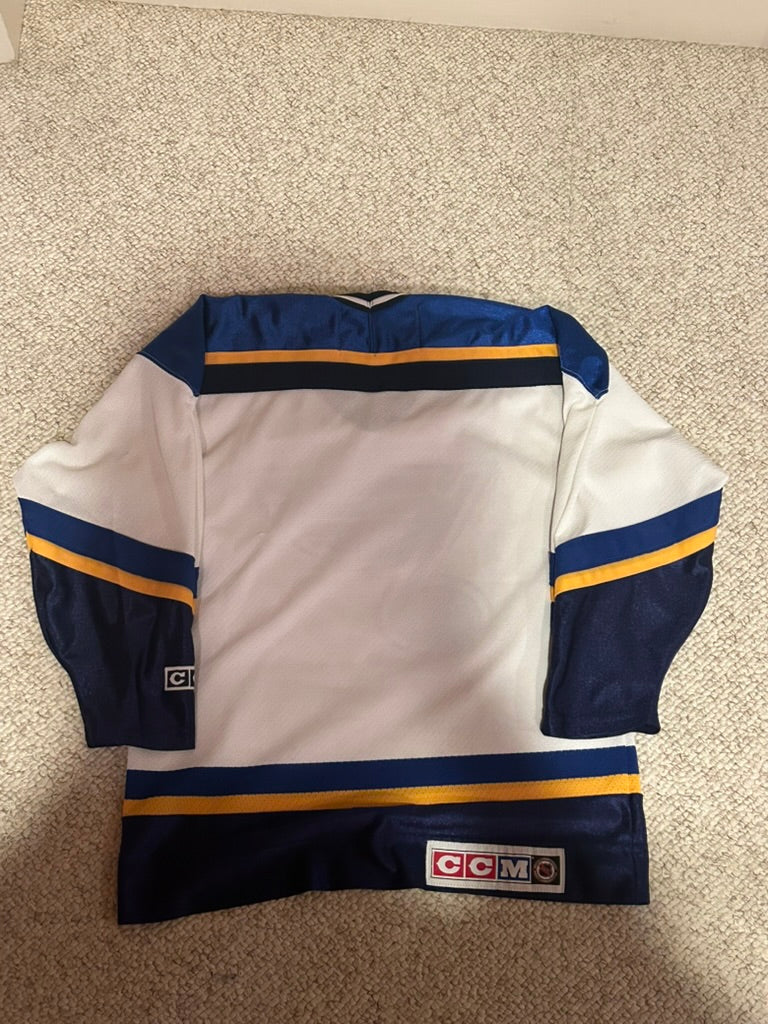 Vintage CCM St Louis Blues Jersey Youth L/XL White Blank Pullover Authentic