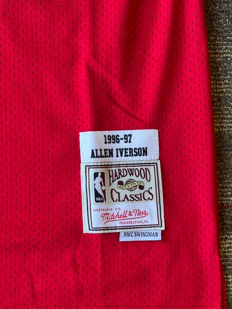 Allen Iverson Mitchell & Ness 1996/97 Hardwood Classics Swingman Jersey Sz M NWT