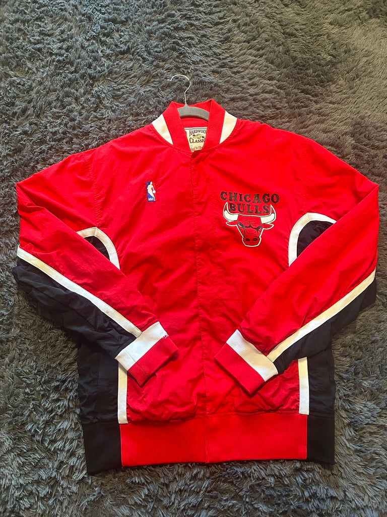 NBA 1992-93 Chicago Bulls Mens Sz M Warm Up Jacket Mitchell & Ness Authentic Red