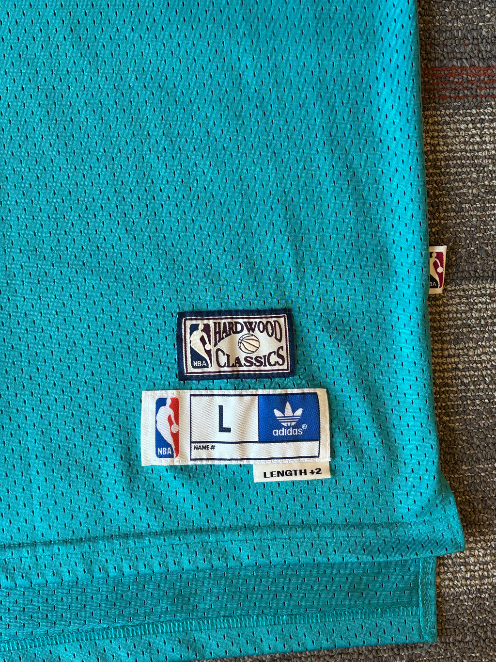 Mike Bibby Vancouver Grizzlies Jersey, Adidas Hardwood Classics Teal Men’s Large