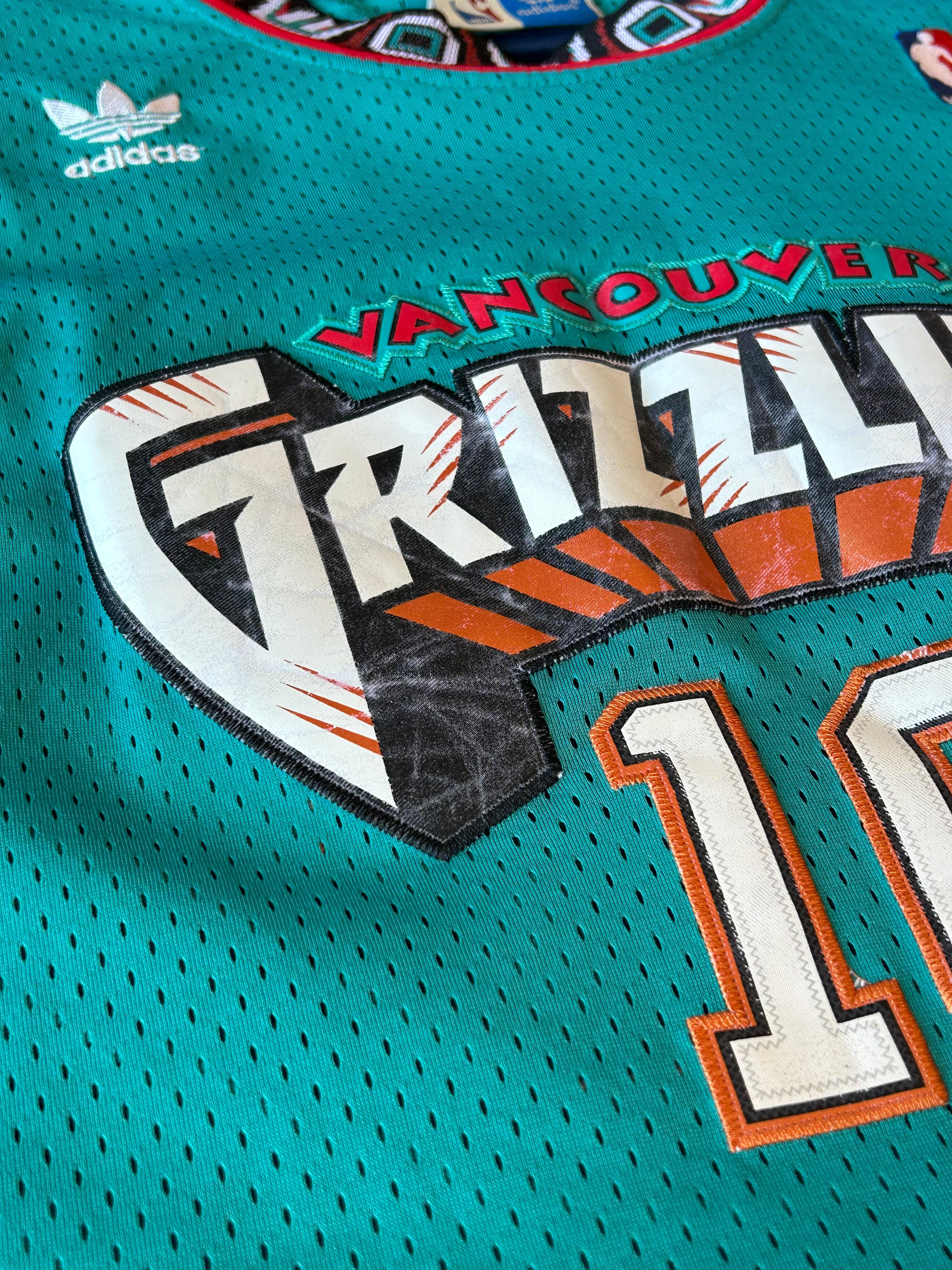 Mike Bibby Vancouver Grizzlies Jersey, Adidas Hardwood Classics Teal Men’s Large
