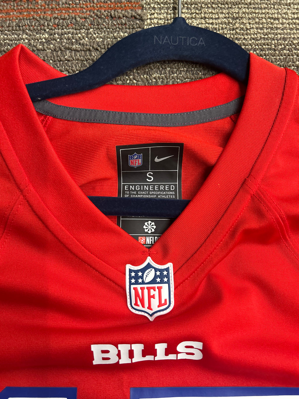 Nike Josh Allen Buffalo Bills NFL Stitched Jersey Men's Size Medium Red #17