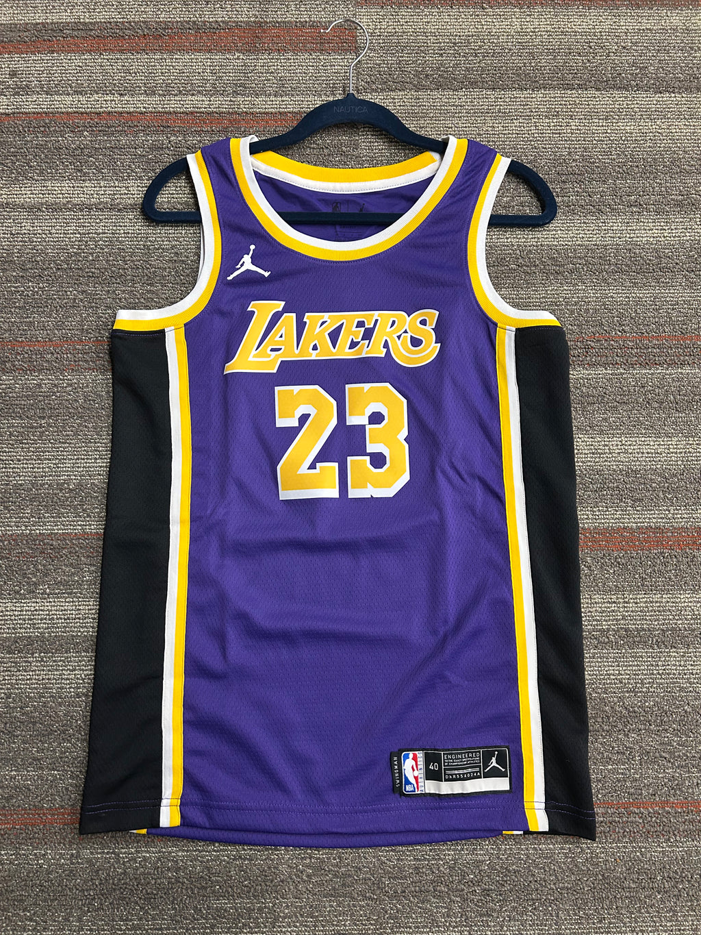 Nike Los Angeles Lakers LeBron James Statement Jersey Size 40 Small