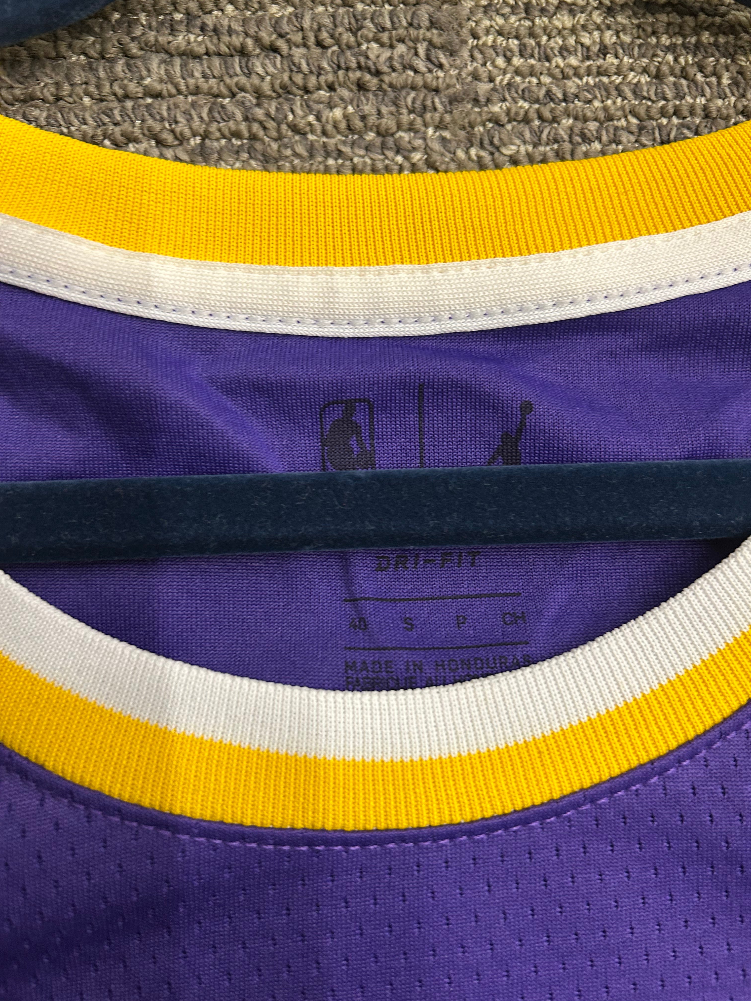 Nike Los Angeles Lakers LeBron James Statement Jersey Size 40 Small Jordan NBA