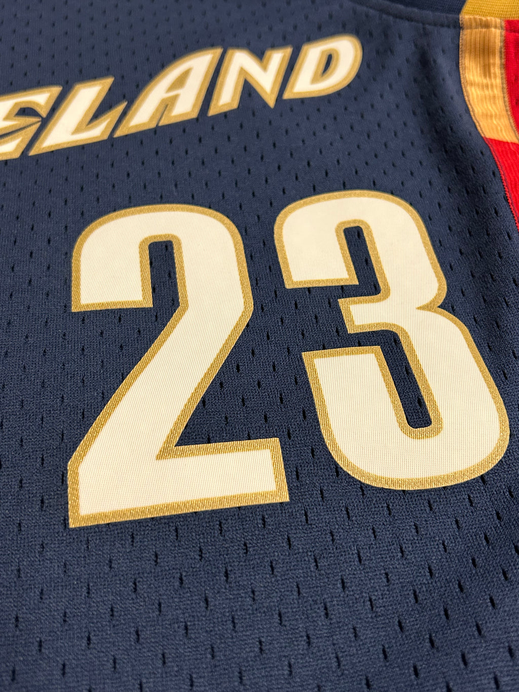 2008-09 Cleveland Cavaliers Lebron James Mitchell & Ness 40/S Authentic Jersey