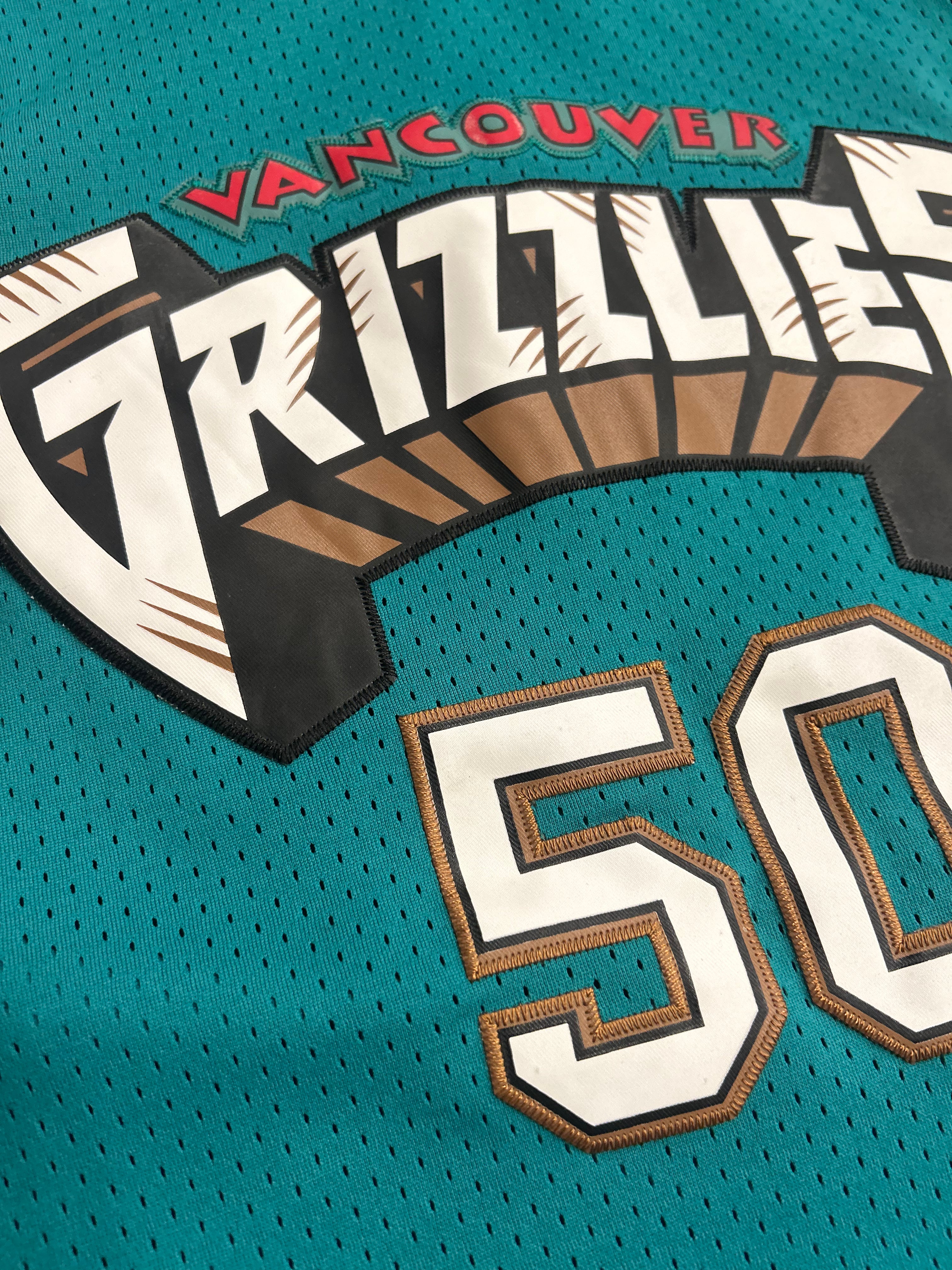 Vancouver Grizzlies Bryant Reeves Throwback Jersey #50 Size Large
