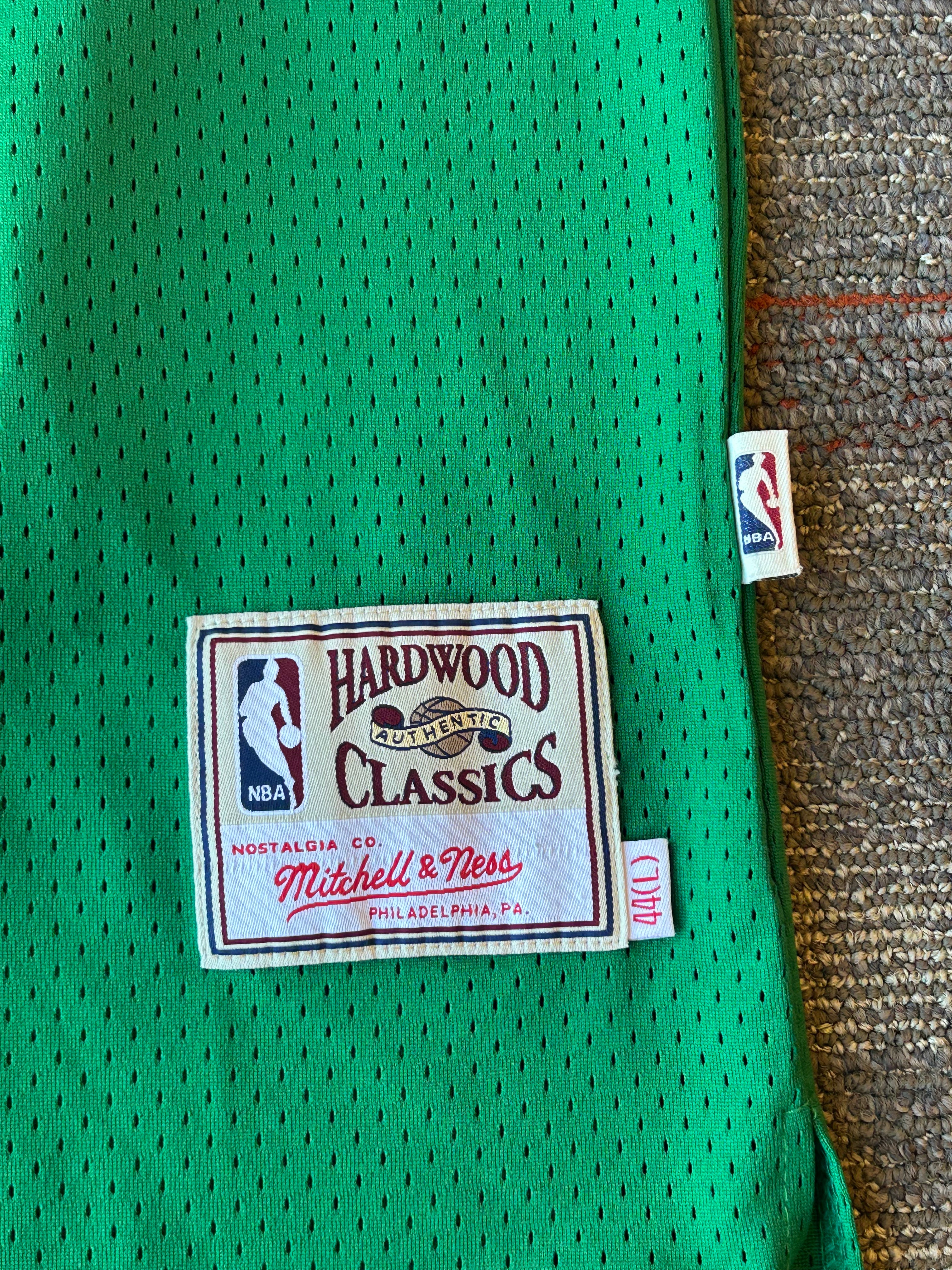 Seattle Supersonics Jersey Mens Large(44) NBA Swingman Shawn Kemp Mitchell Ness