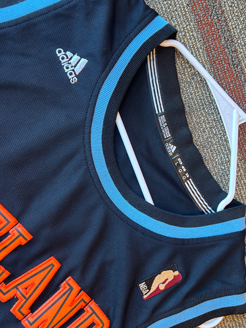 Cleveland Cavaliers Kyrie Irving Adidas Hardwood Classics Jersey Large NBA Cavs