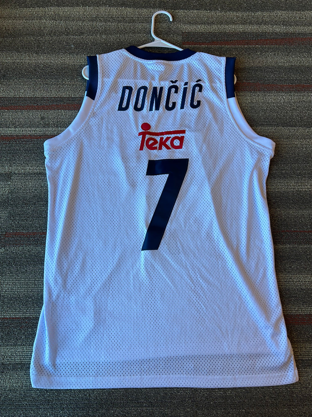 Luka Doncic Headgear Classics Real Madrid Teka Jersey Size XL White #7 Lakers
