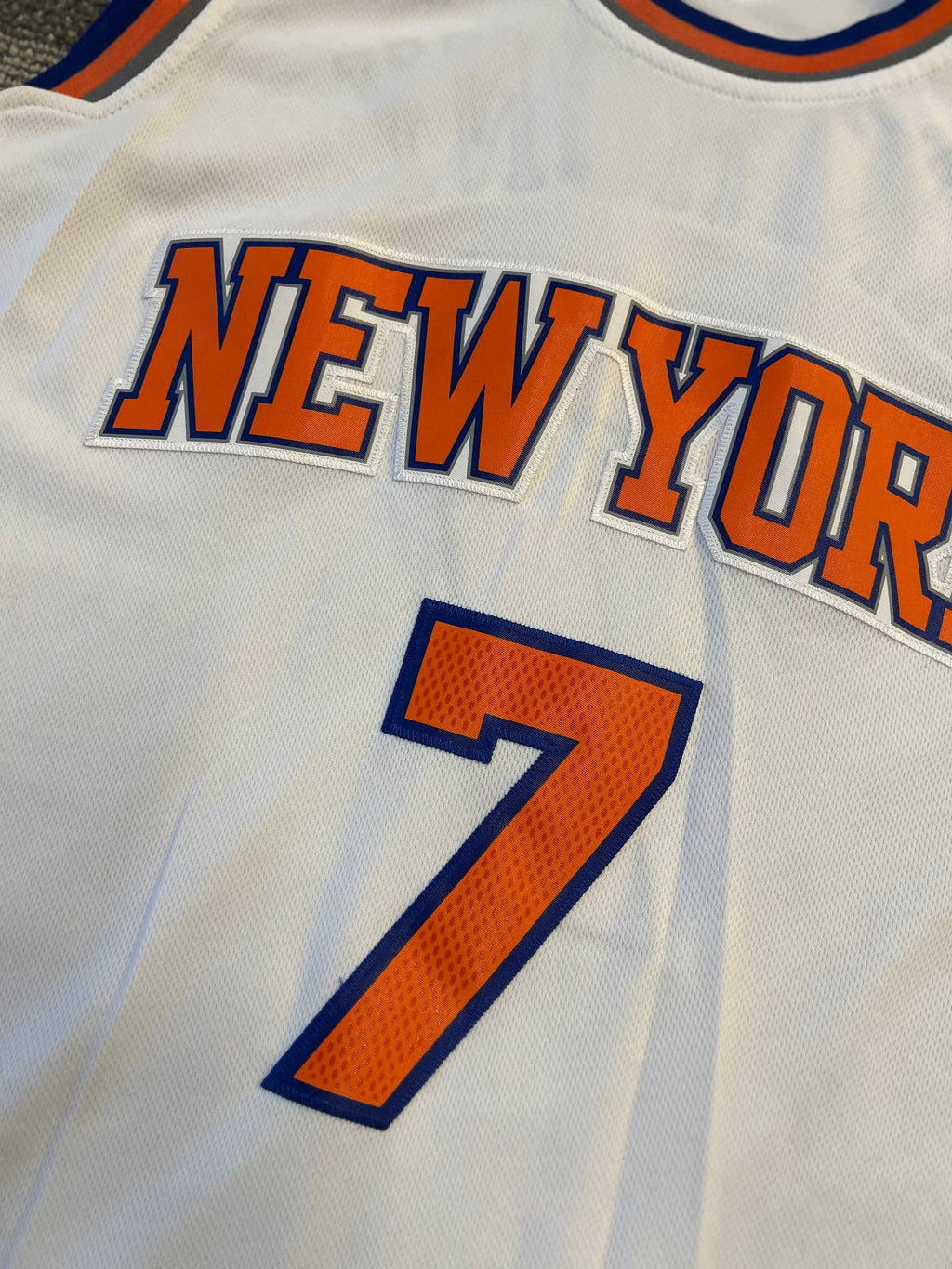 Adidas New York Knicks Carmelo Anthony Jersey Size Large White NBA #7 Authentic