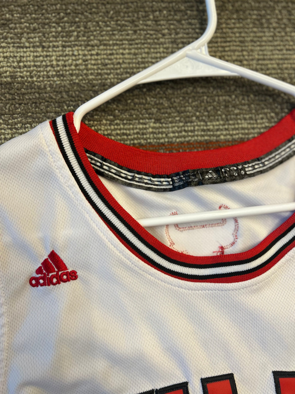 Vintage Adidas Chicago Bulls Derrick Rose Mens Size Large White NBA Jersey #1