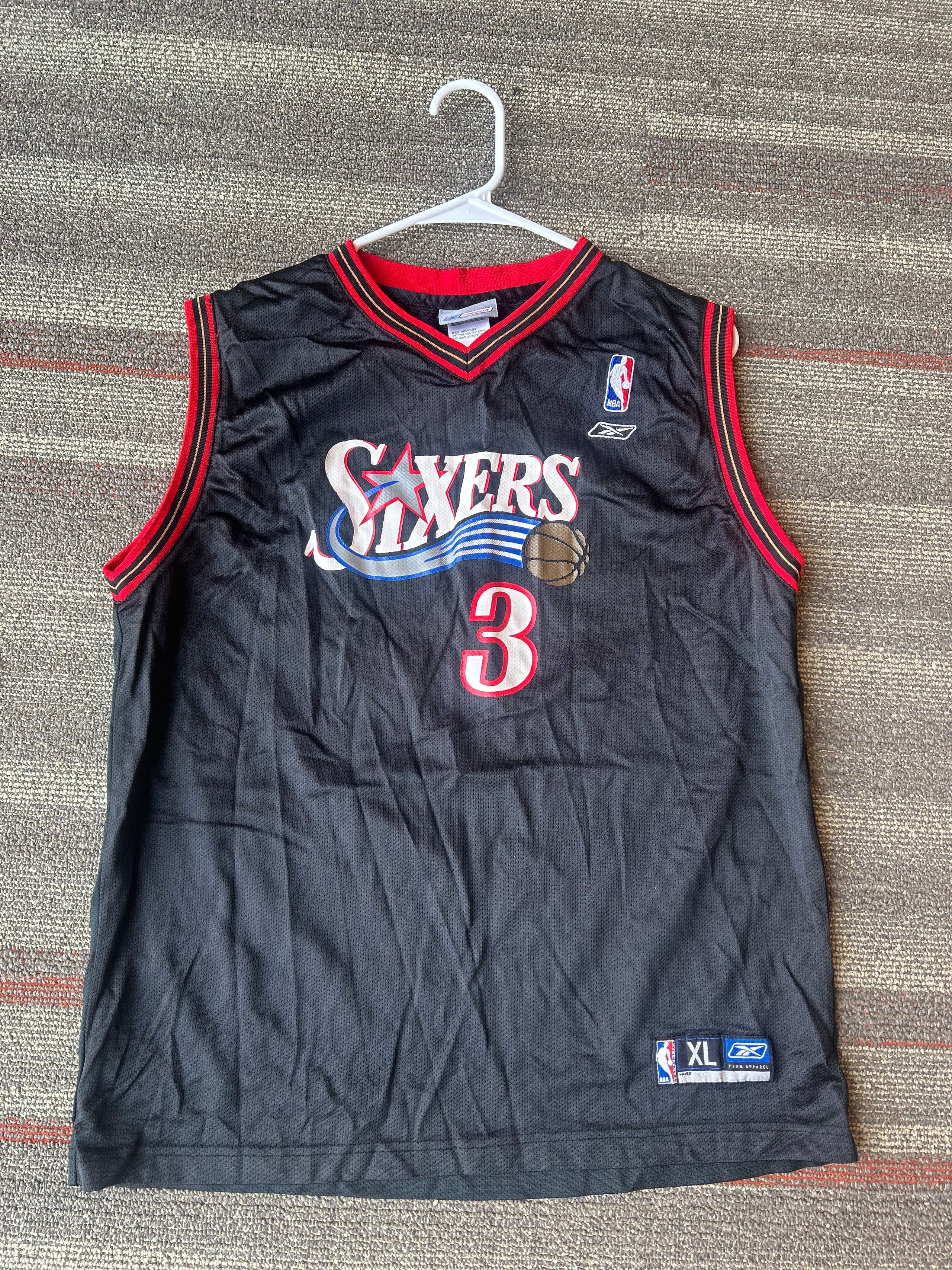 Allen Iverson Philadelphia 76ers Jersey Youth Size XL Reebok Black Authentic #3